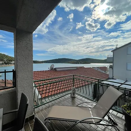 Cvita Apartment *