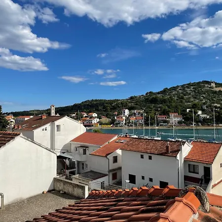 Appartement Cvita Tisno